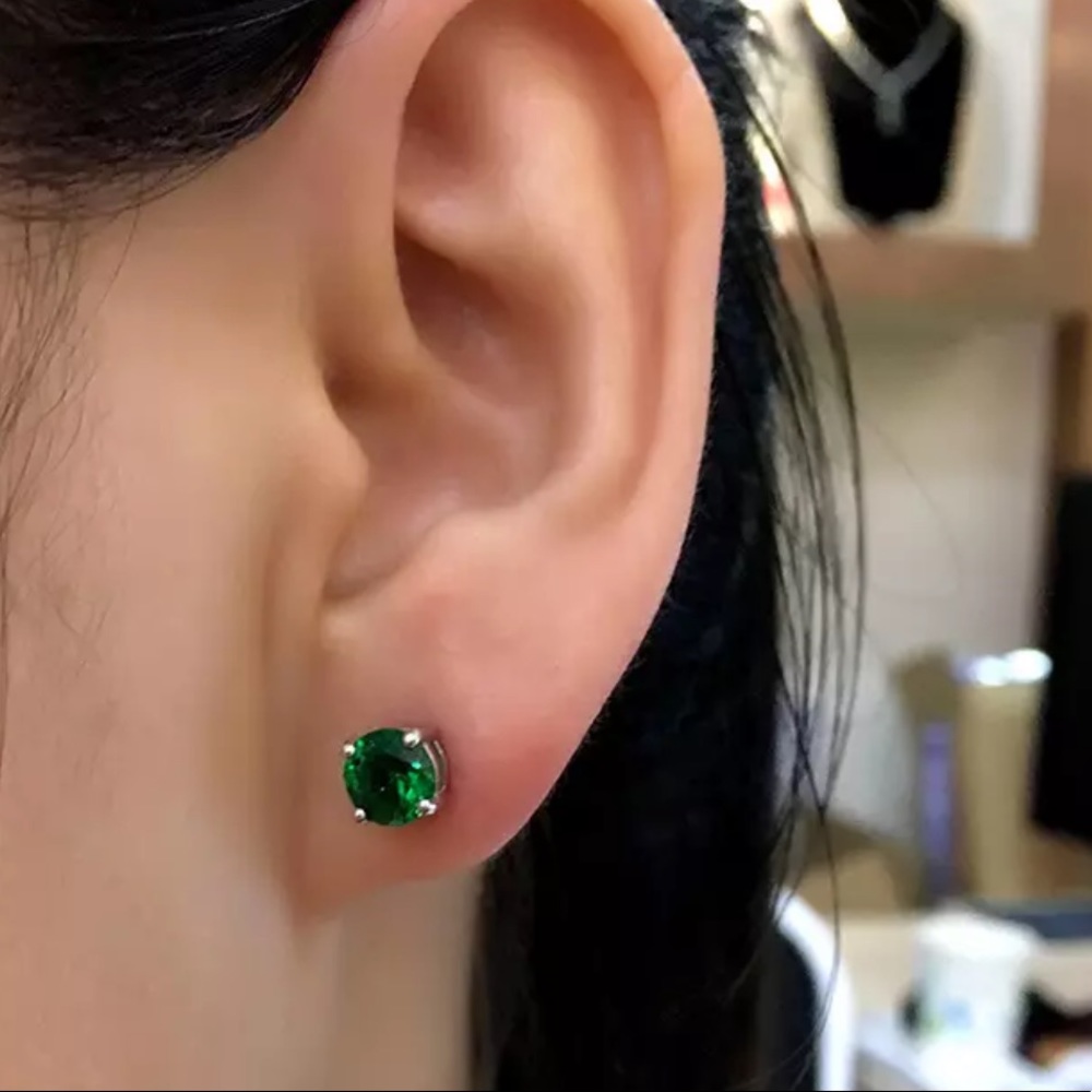 Sterling Silver 925 Emerald Stud Earrings - Picture 6 of 6